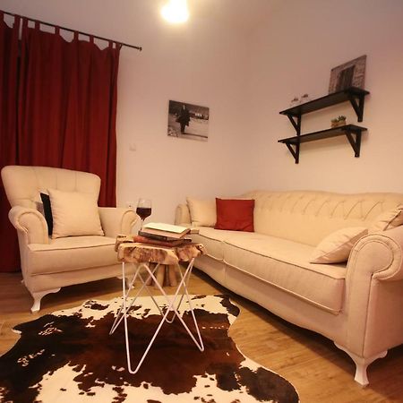 로조박 Apartman Delux Brkic 아파트 외부 사진