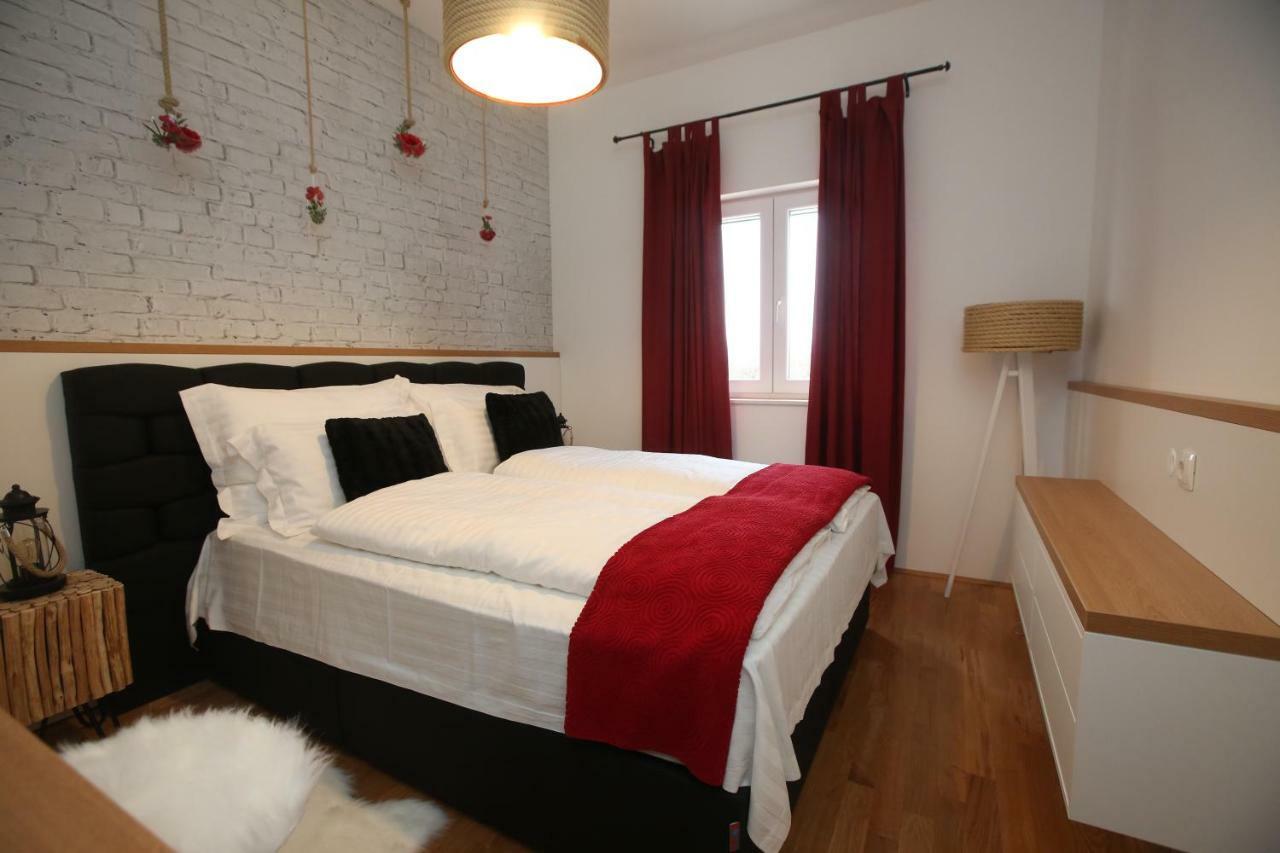 로조박 Apartman Delux Brkic 아파트 외부 사진