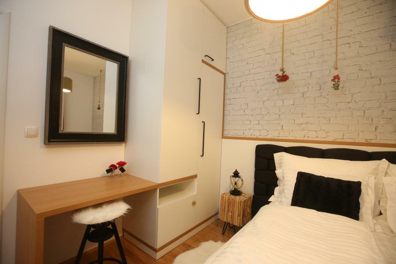 로조박 Apartman Delux Brkic 아파트 외부 사진