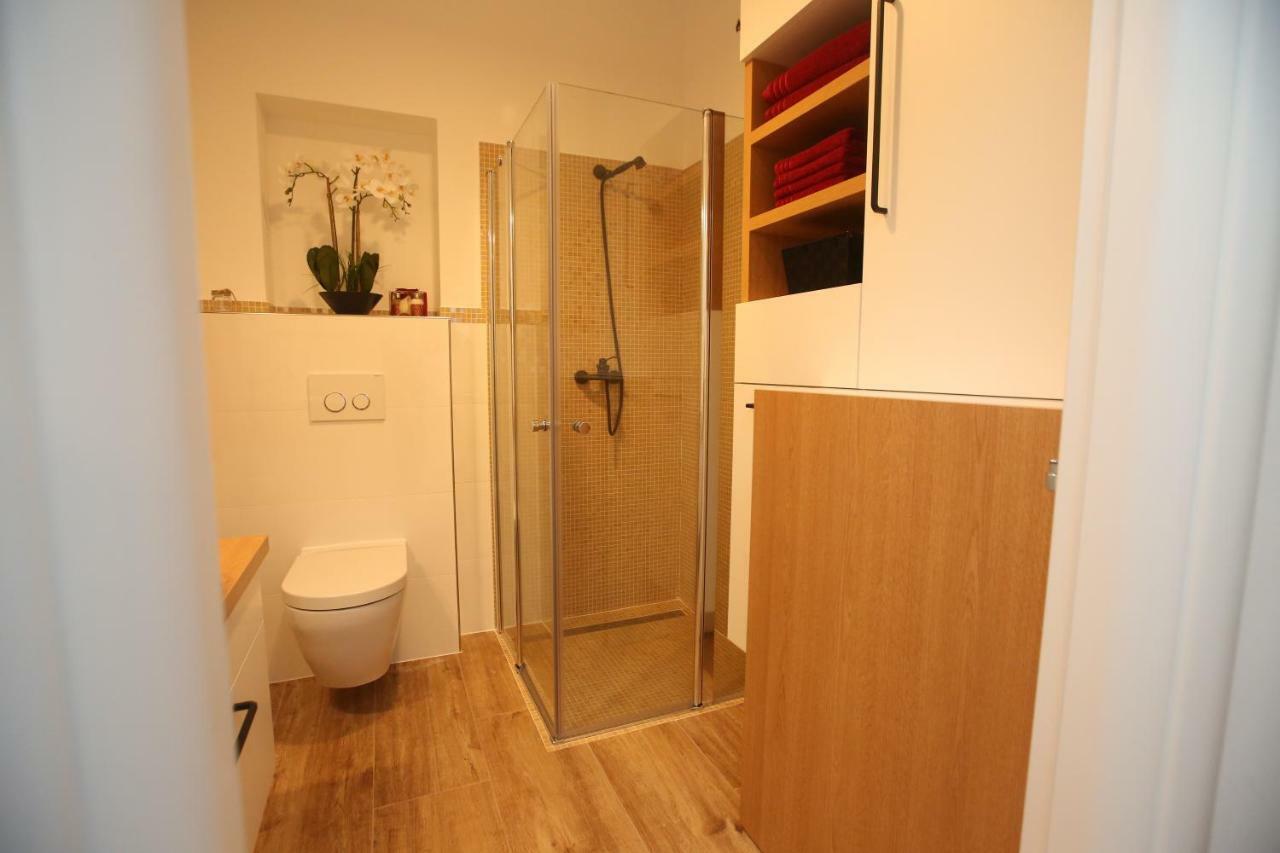 로조박 Apartman Delux Brkic 아파트 외부 사진